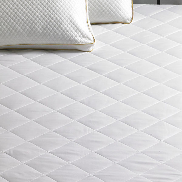 Super Soft Microfiber Mattress Protector